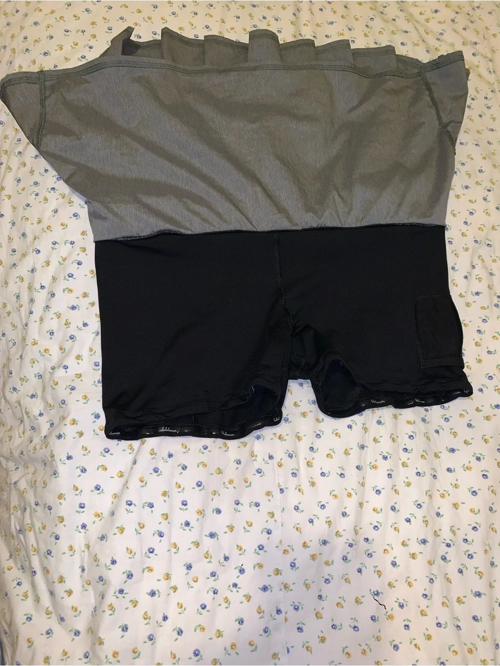 lululemon athletica Gray Mini Skirt with Floral Waistband